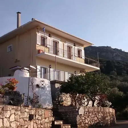 Olympia House Apartman Vathí